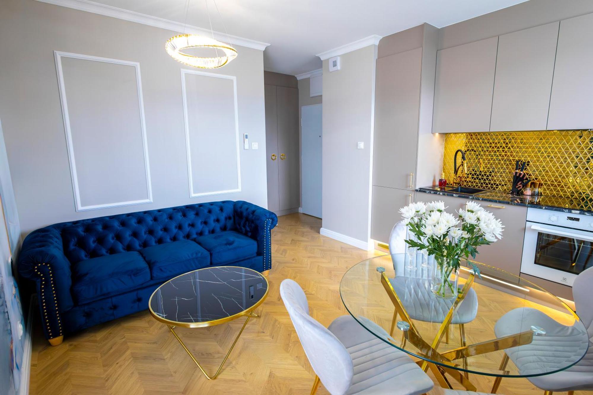 Allure Galaxy Centrum * Stettin