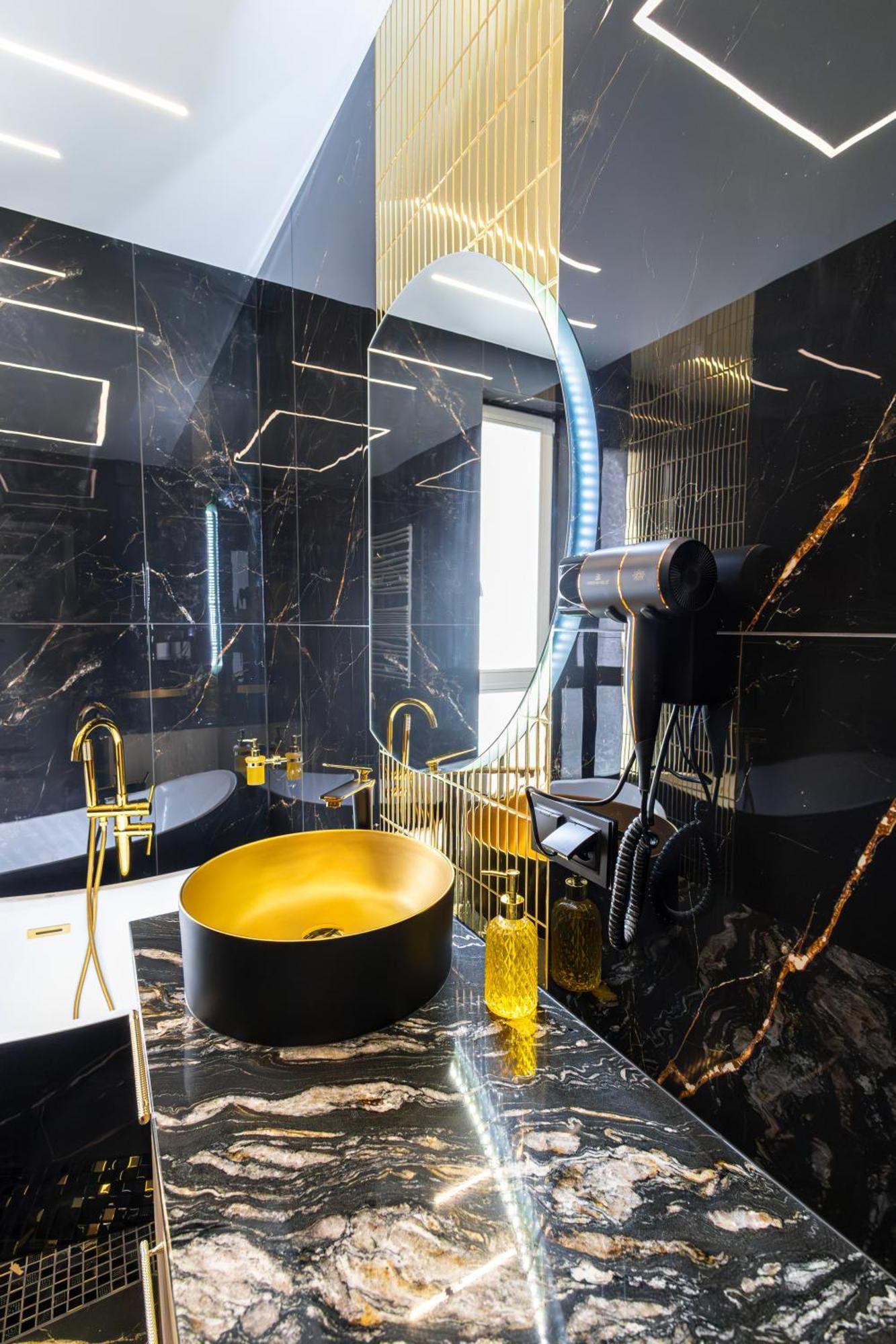 Allure Galaxy Centrum Apartment *
